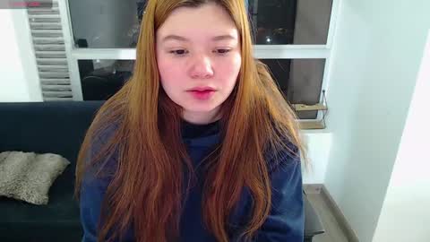 olivia_martine online show from November 30, 2024, 7:39 am