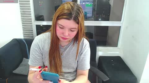 olivia_martine online show from December 15, 2024, 5:14 am