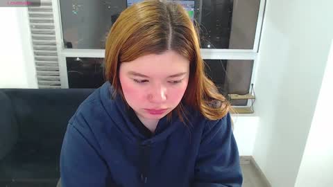 olivia_martine online show from December 2, 2024, 5:20 am