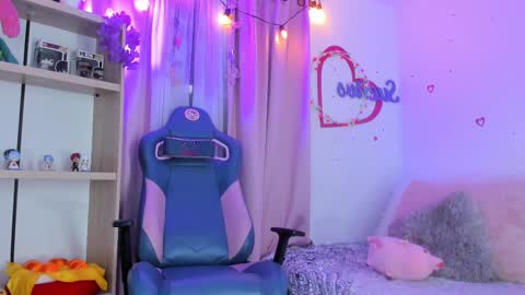 olivia_pretty_ online show from February 5, 2025, 7:03 pm