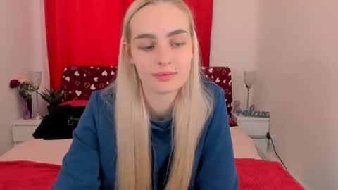 oliviaBeauty online show from November 19, 2024, 12:46 pm