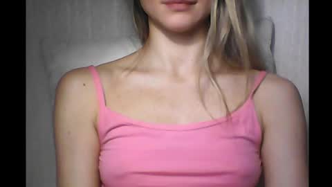 olivialovesex828 online show from November 20, 2024, 9:39 am