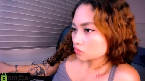 orianaadams online show from November 14, 2024, 10:46 pm