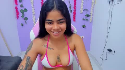 paola_hot01 online show from January 5, 2025, 11:48 am