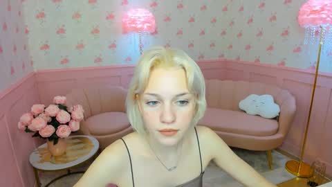 Beautiful Molly online show from November 12, 2024, 10:07 am