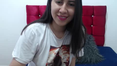 pau_gomez_0809 online show from December 15, 2024, 7:47 pm