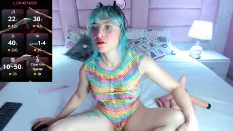 Paulina Blue online show from January 5, 2025, 11:48 am