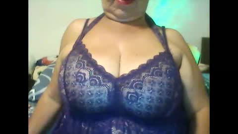 perlita070822 online show from December 30, 2024, 4:41 am