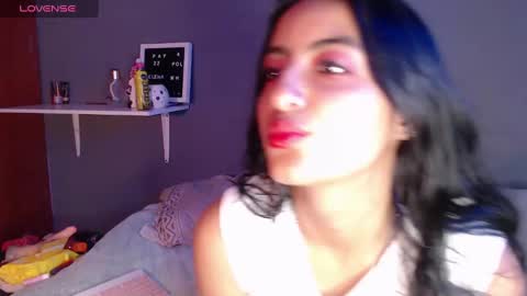 Camila Dias online show from December 27, 2024, 7:08 am