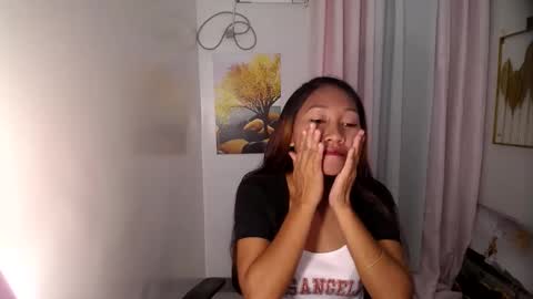 petite_pinay_lover online show from January 9, 2025, 11:11 am