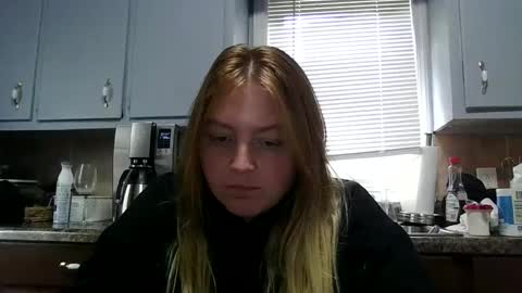 PhatAssBlond online show from November 27, 2024, 3:43 pm