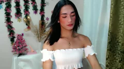 pixie_babe online show from December 14, 2024, 3:34 pm