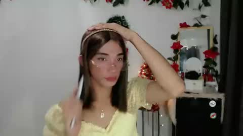 pixie_babe online show from December 5, 2024, 2:16 am