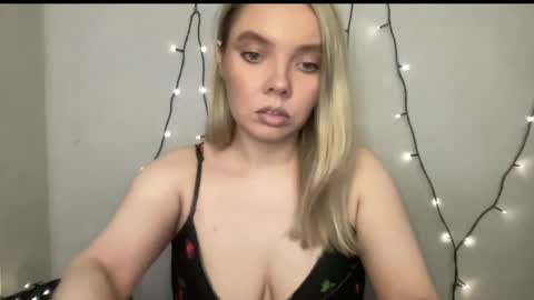 PolinaJones online show from November 11, 2024, 2:40 am