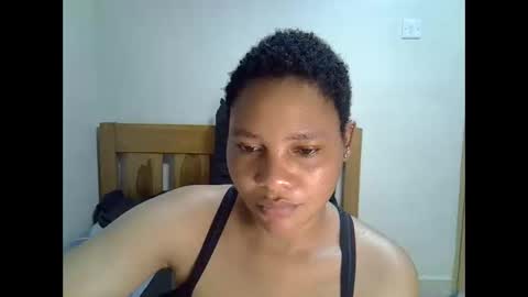 prettiequeen online show from December 26, 2024, 9:33 pm