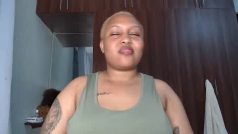 pretty_annah online show from November 30, 2024, 10:11 pm