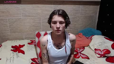 pretty_cristal22 online show from January 15, 2025, 12:16 am