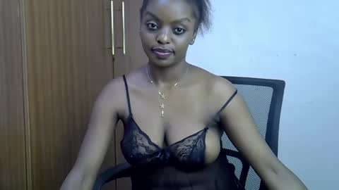 pretty keisha2 online show from December 18, 2024, 8:21 pm