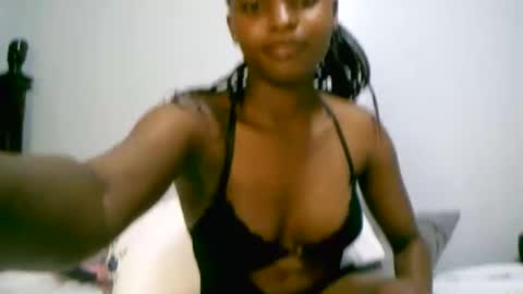 pretty_maja online show from November 14, 2024, 6:00 am