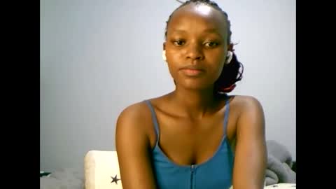 pretty_maja online show from January 4, 2025, 10:37 pm