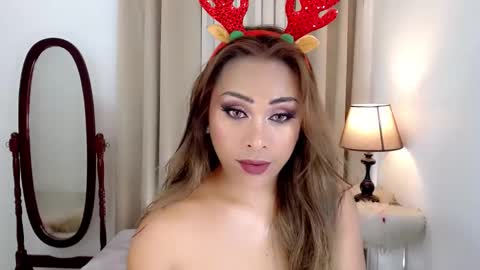 princessyanzy1 online show from December 18, 2024, 3:32 am