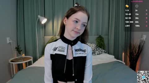 Sophie online show from December 3, 2024, 11:06 am