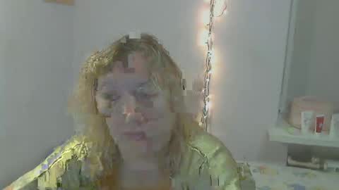 queen_jane8 online show from December 8, 2024, 6:13 pm