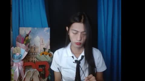 queensteffi online show from November 11, 2024, 12:23 pm