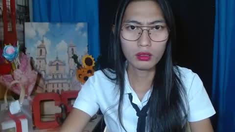 queensteffi online show from December 14, 2024, 3:56 pm