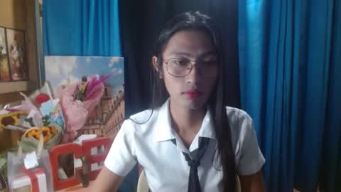 queensteffi online show from December 2, 2024, 12:52 pm