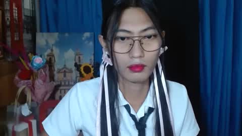 queensteffi online show from December 10, 2024, 6:51 pm