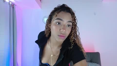 rachel_nahia online show from January 12, 2025, 6:45 pm