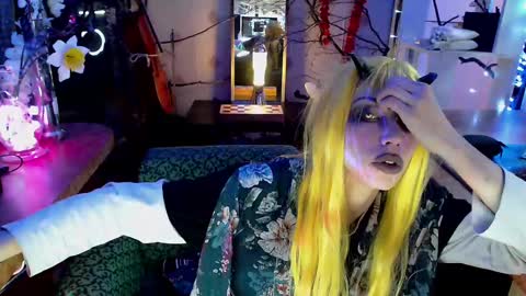  Yrriel Strife Candy-Demon Caveboy mr. Cringe   online show from November 18, 2024, 11:26 am