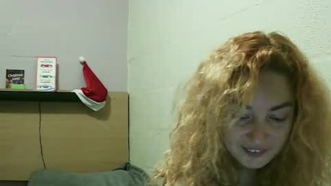 reddgirll online show from December 21, 2024, 4:34 pm