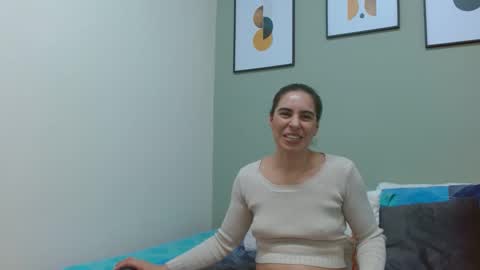 regina_millss online show from December 31, 2024, 1:18 am