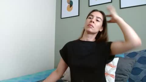 regina_millss online show from December 29, 2024, 12:48 pm