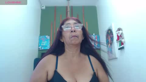 renata_milf_ online show from December 16, 2024, 12:12 pm