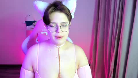 renee_turner online show from December 24, 2024, 3:29 pm