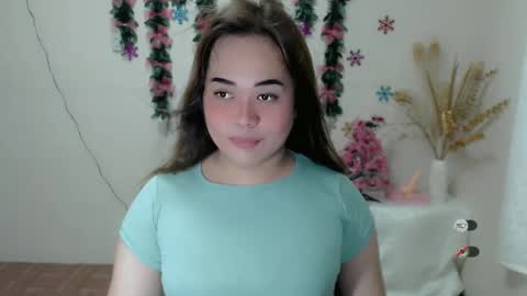 riihanna_ho online show from December 5, 2024, 12:31 pm