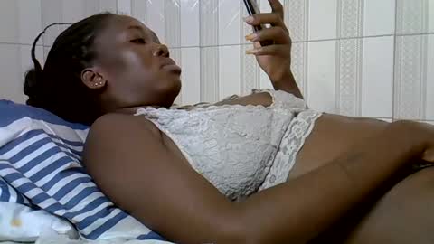 romantic_ebony online show from December 8, 2024, 7:29 pm