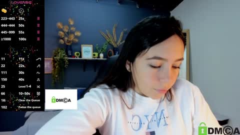 Romina online show from November 28, 2024, 7:24 pm