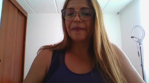 Rossana  online show from December 15, 2024, 3:28 pm