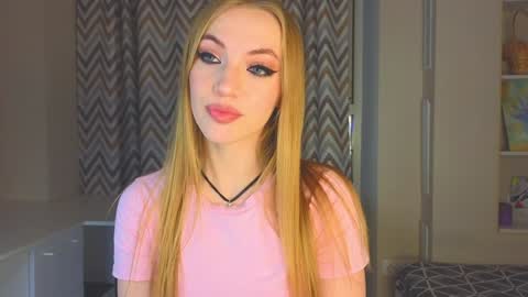 Im Delia  Lets have a chat  this is a sex goddess show online show from November 22, 2024, 3:07 am