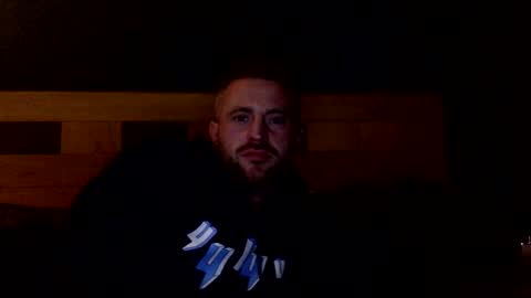 ryan_aston44 online show from January 1, 2025, 4:53 am