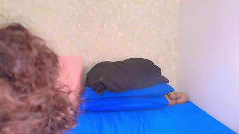 s_sofia_ online show from November 12, 2024, 7:29 pm