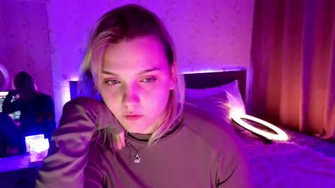 Sabrina Spel online show from December 6, 2024, 2:03 am