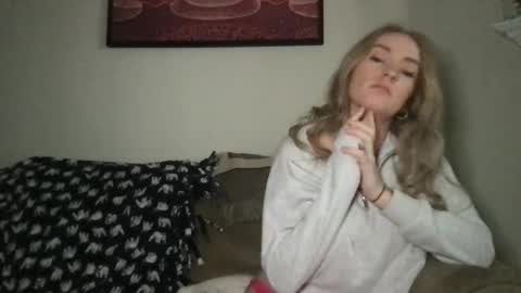 Jessica Sage online show from December 7, 2024, 7:41 pm