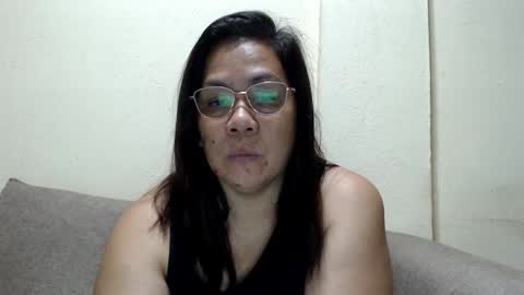 saint_flowerxxx online show from January 5, 2025, 5:44 pm