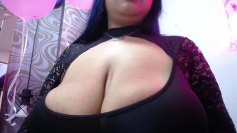 salii_poison online show from November 13, 2024, 7:31 pm