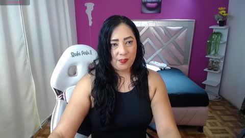 samanta_owenss online show from November 17, 2024, 12:42 pm